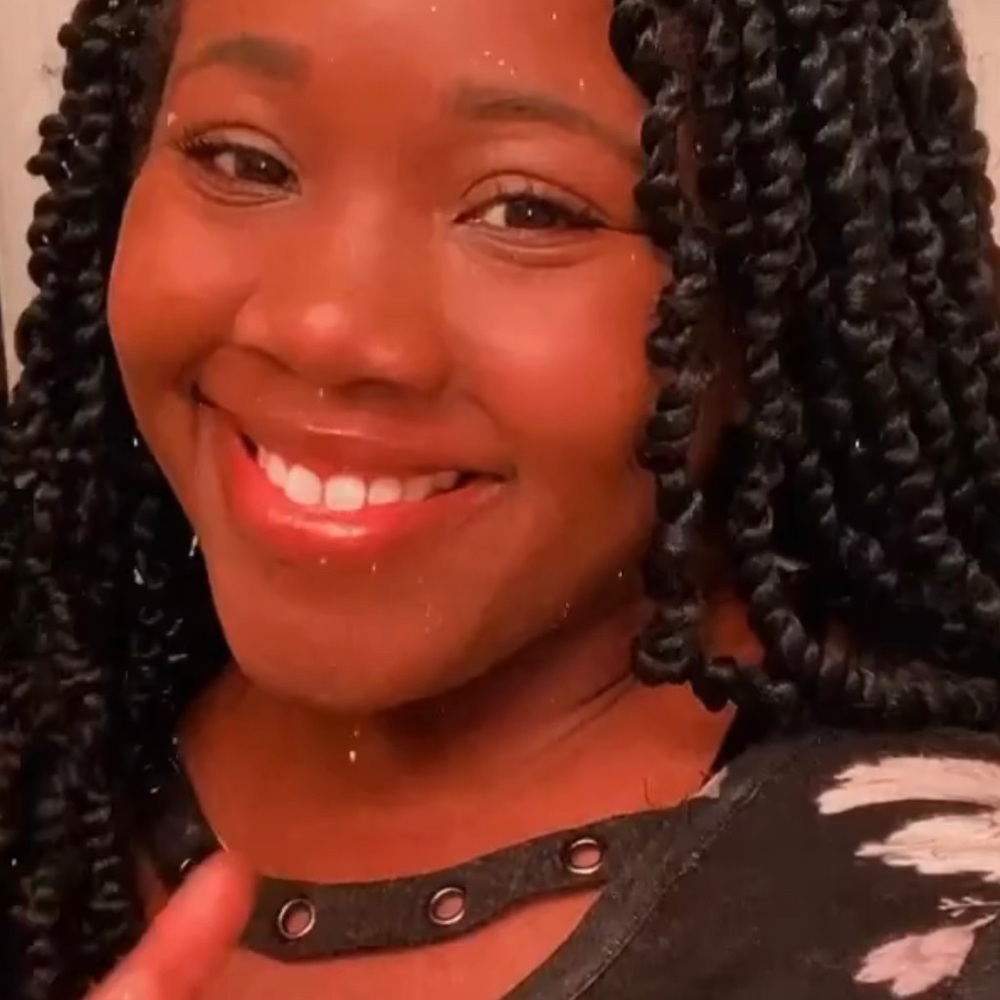 Meet your Posher, Tamiqua